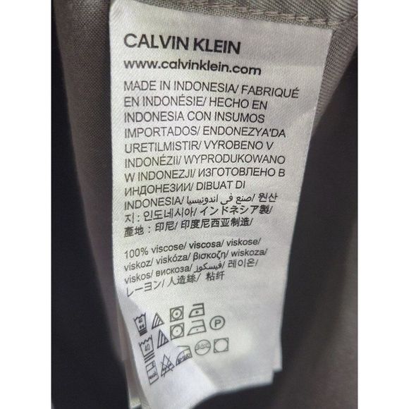 Calvin Klein Jeans Mens Button Down shirt 100% Viscose Size Large - Picture 6 of 6
